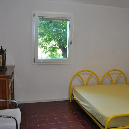 Charming Holiday In With Garden *